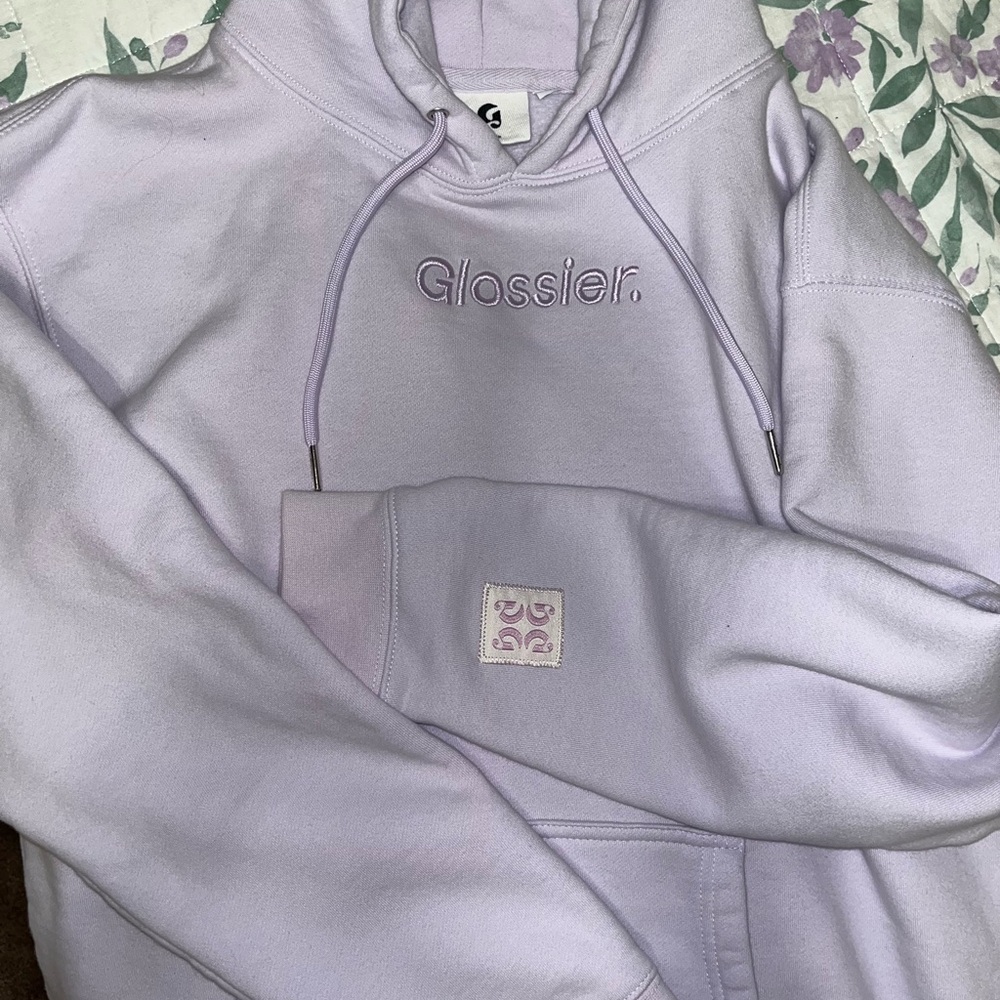 Olivia Rodrigo lavender Glossier hoodie